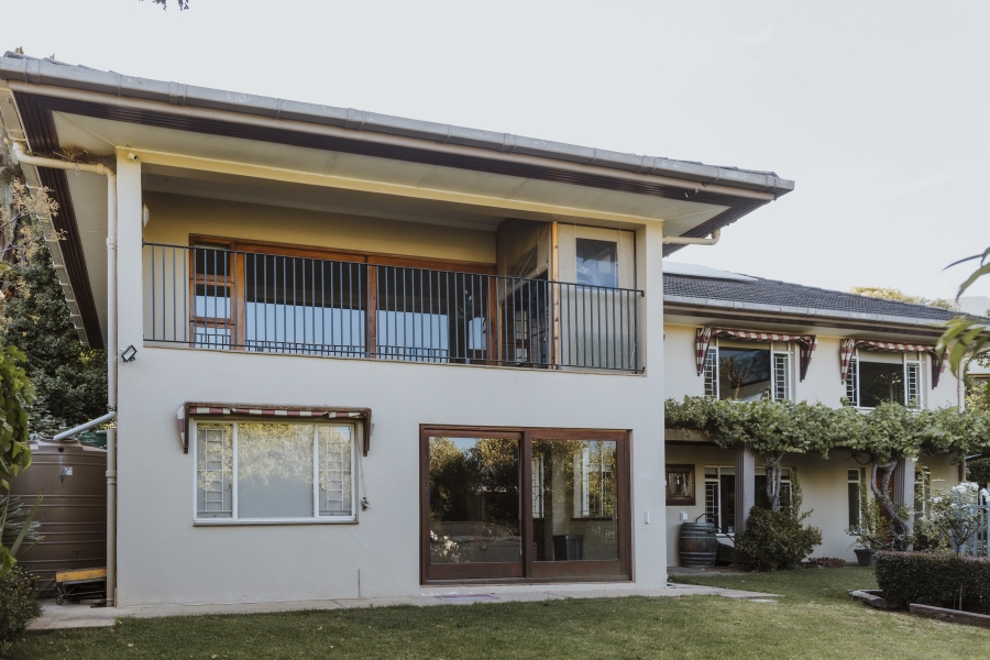 4 Bedroom Property for Sale in Buitenverwagting Western Cape